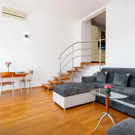 Sea Star Beach Apartments Omis Exterior photo