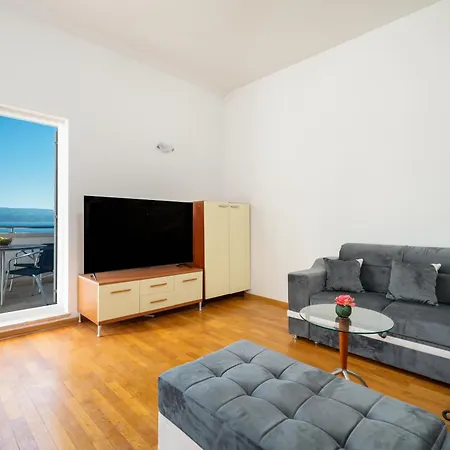 Sea Star Beach Apartments Omis Exterior photo