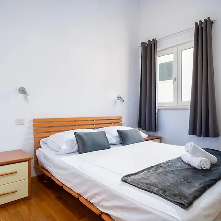 Sea Star Beach Apartments Omis Exterior photo