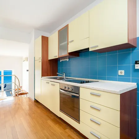 Sea Star Beach Apartments Omis Exterior photo