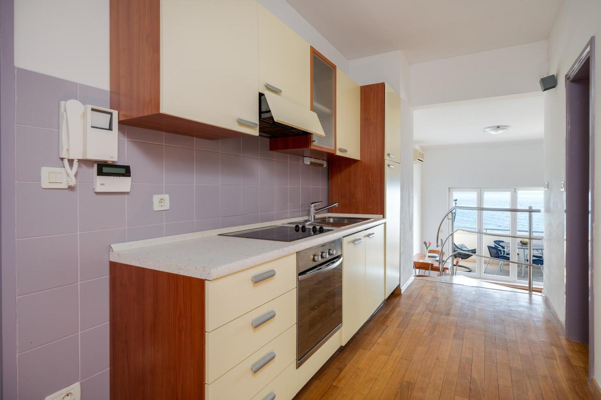 Sea Star Apartment Omis